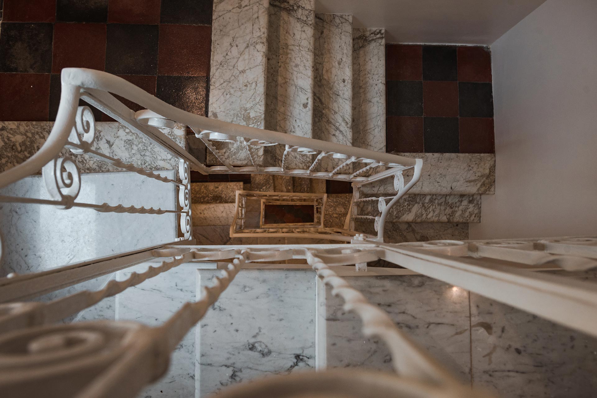 Nikis Collection Trastevere Scale
